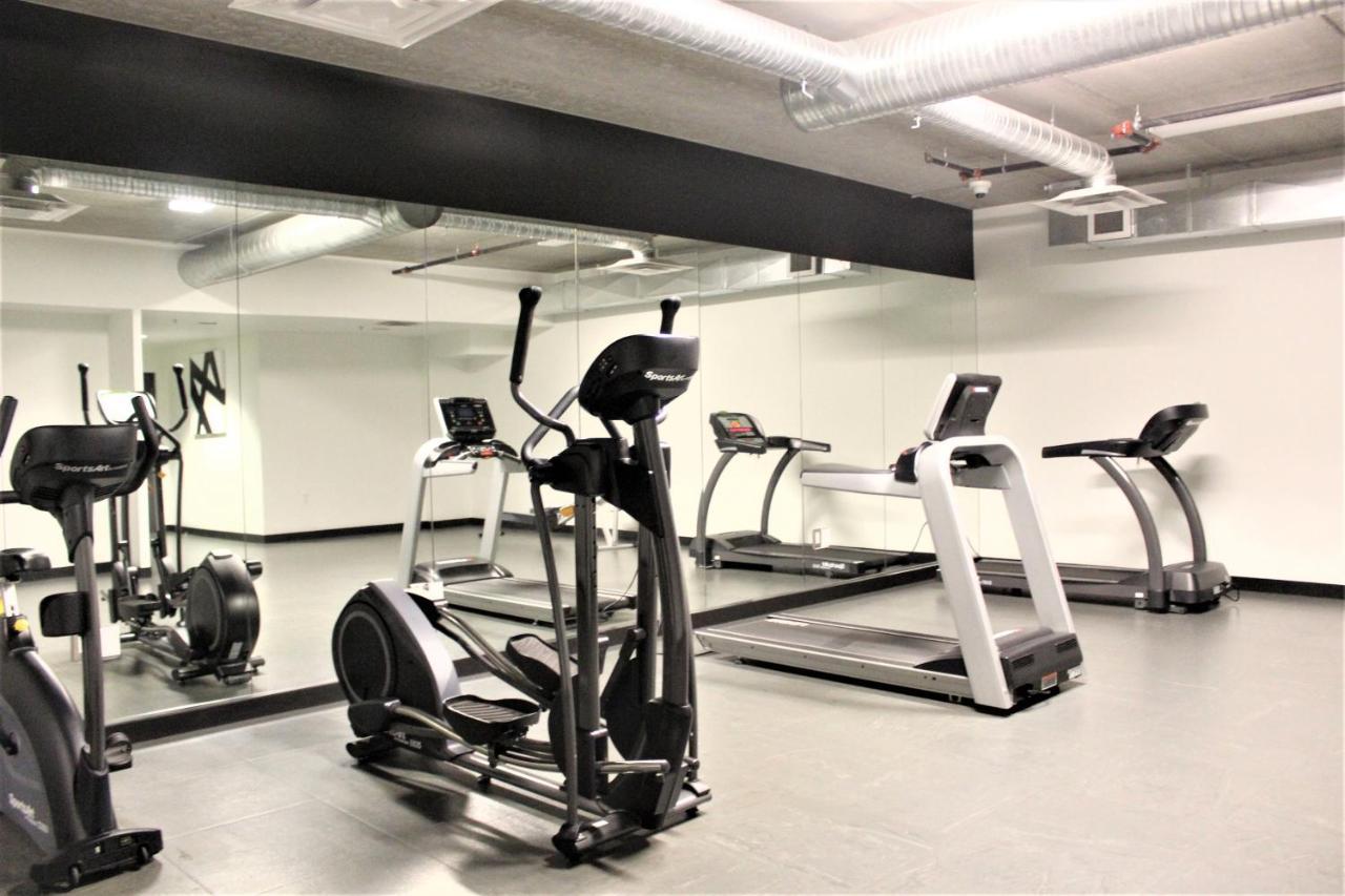 Luxury Skyline Condo In Downtown Free 24/7 Parking Γουίνιπεγκ Εξωτερικό φωτογραφία